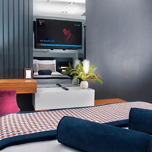 Deluxe Zimmer mit Kingsize-Bett